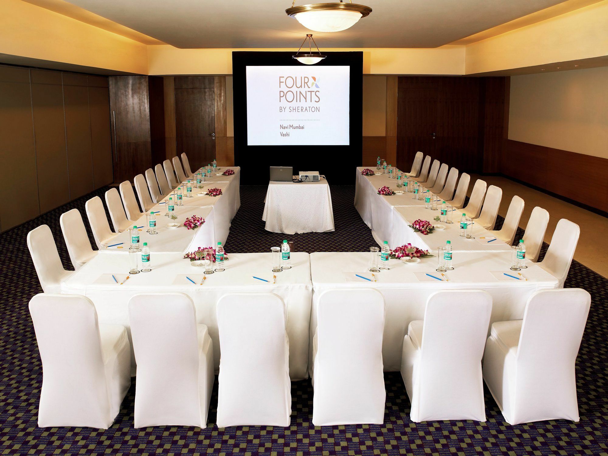 Four Points By Sheraton Navi Mumbai, Vashi Hotel Exterior photo